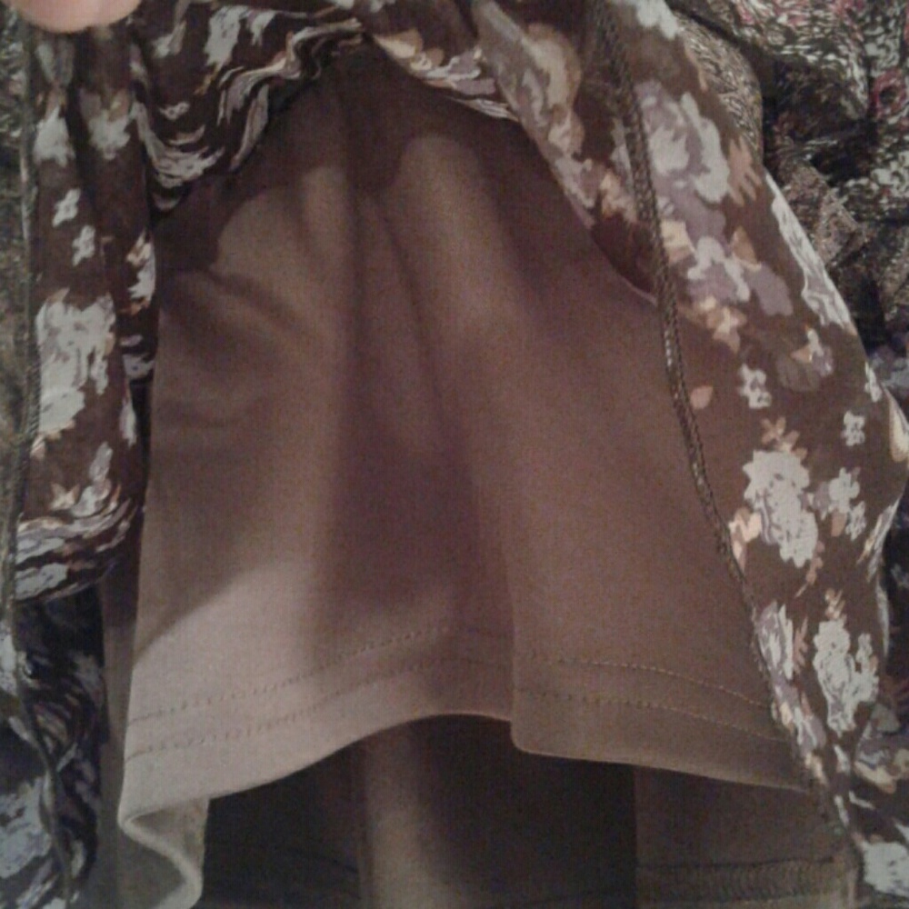 Mini skirt - Picture 2 of 5